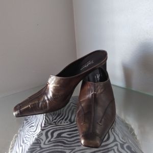 ZITA MARIA Stitched Shoe Bootie